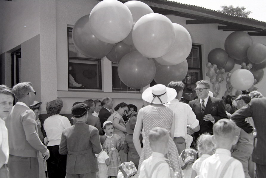 slideshow image